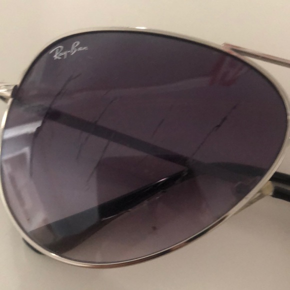 Sun glasses - Picture 2 of 2